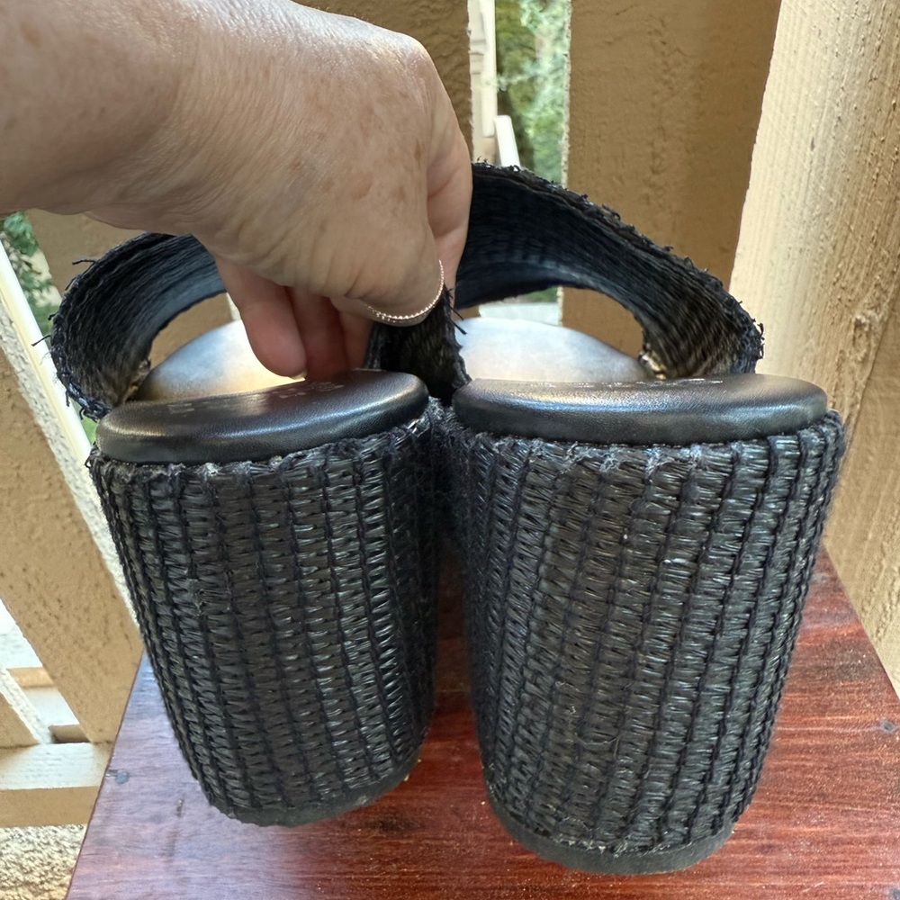 Chase + Chloe Black Woven Platform Shoe - Picture 7 of 12